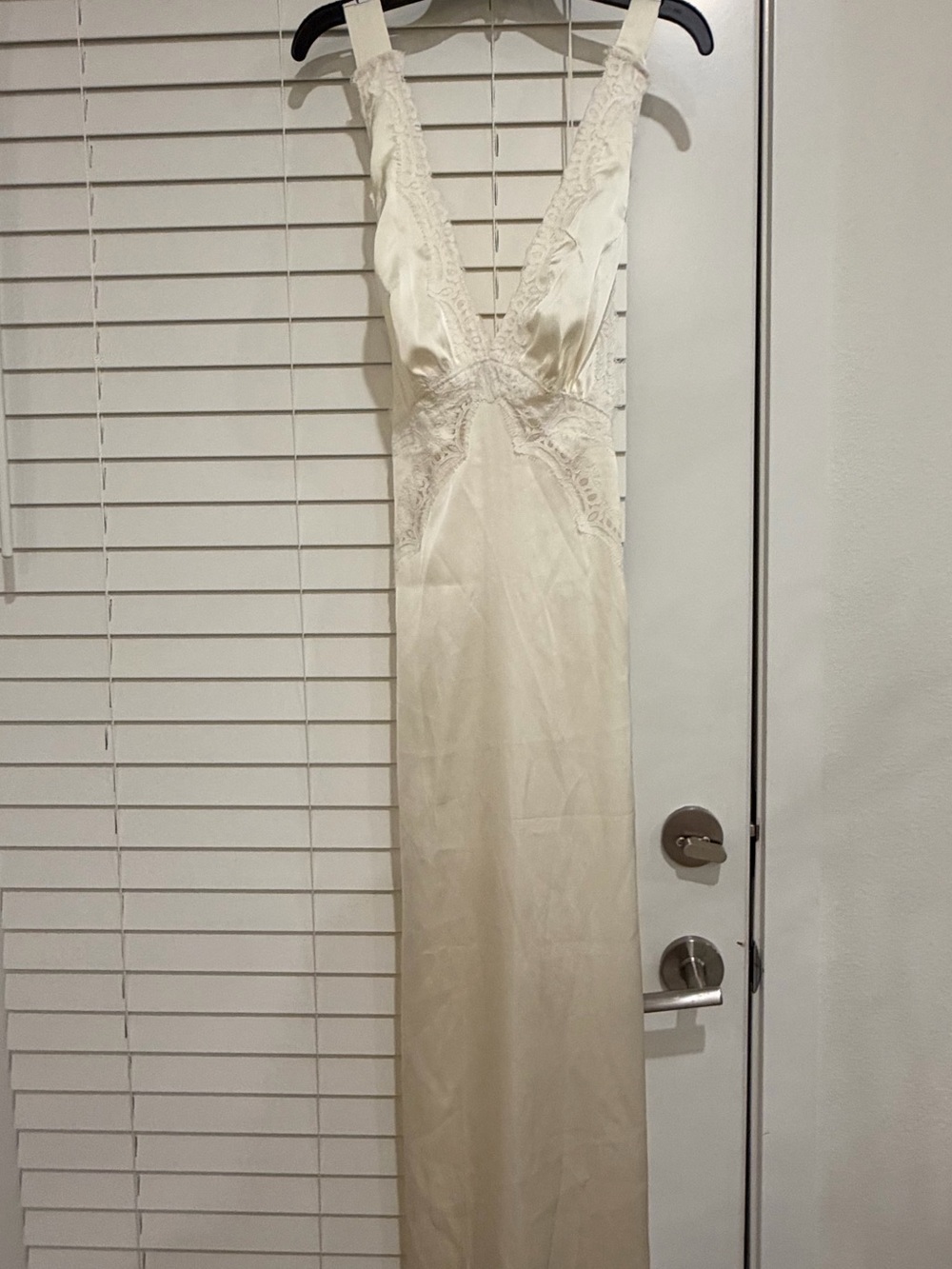 NWOT delicate Lace Trim Slip Dress - Cream / Ivory